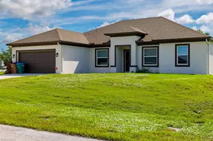 1029 NW 34th Ave, Cape Coral, FL 33993 - Photo 2