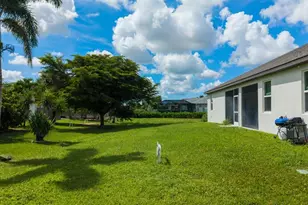 1029 NW 34th Ave, Cape Coral, FL 33993 - Photo 10