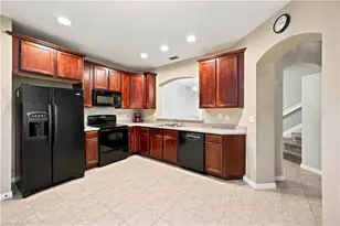 3372 Dandolo Cir, Cape Coral, FL 33909 - Photo 6