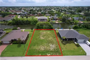 303 NE 17th Pl, Cape Coral, FL 33909 - Photo 1
