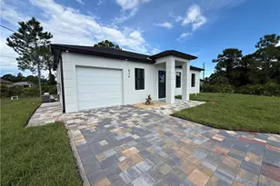 824 Dawhert Ave S, Lehigh Acres, FL 33974 - Photo 4