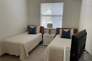 10370 Washingtonia Palm Way, Fort Myers, FL 33966 - Photo 4