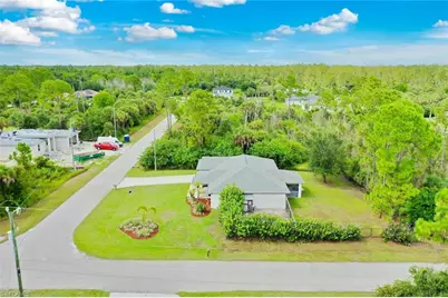 137 Napier Ave S, Lehigh Acres, FL 33974 - Photo 44