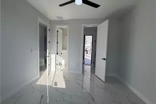 112 NE 6th St, Cape Coral, FL 33909 - Photo 20