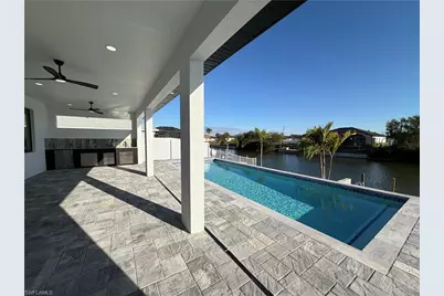 112 NE 6th St, Cape Coral, FL 33909 - Photo 26
