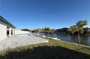 112 NE 6th St, Cape Coral, FL 33909 - Photo 30