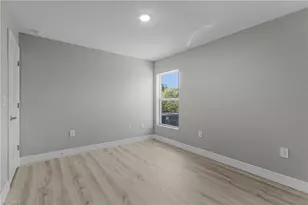545 Oakshire Ln, Lehigh Acres, FL 33972 - Photo 16