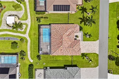 1909 SW 45th St, Cape Coral, FL 33914 - Photo 14
