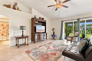 192 Townsend Ct, Lehigh Acres, FL 33972 - Photo 4