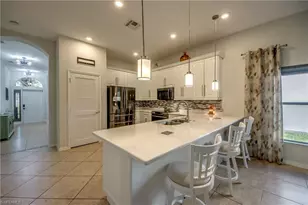 2569 Keystone Lake Dr, Cape Coral, FL 33909 - Photo 8