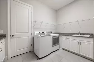 8558 Maggiore Ct, Naples, FL 34114 - Photo 24