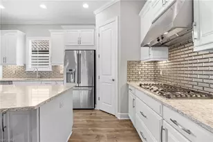 8558 Maggiore Ct, Naples, FL 34114 - Photo 12
