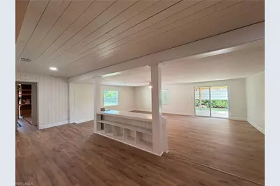 10621 McGregor Blvd, Fort Myers, FL 33919 - Photo 30