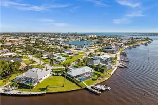 1600 Edith Esplanade, Cape Coral, FL 33904 - Photo 2