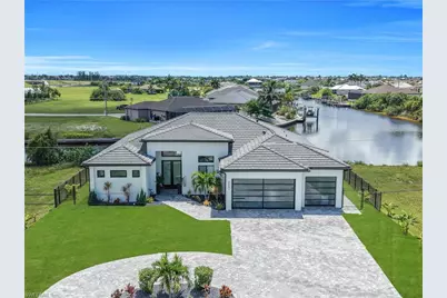 3224 Yucatan Pkwy, Cape Coral, FL 33993 - Photo 10