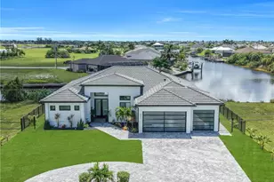 3224 Yucatan Pkwy, Cape Coral, FL 33993 - Photo 10