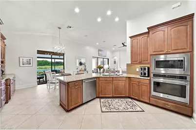 8888 Savona Ct, Naples, FL 34119 - Photo 10