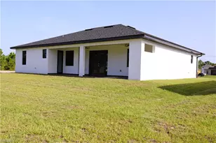 1216 Delores St E, Lehigh Acres, FL 33974 - Photo 4
