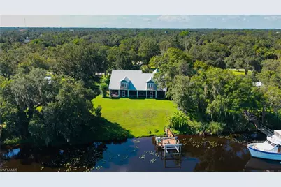 330 Riviera Vista Blvd, Labelle, FL 33935 - Photo 8