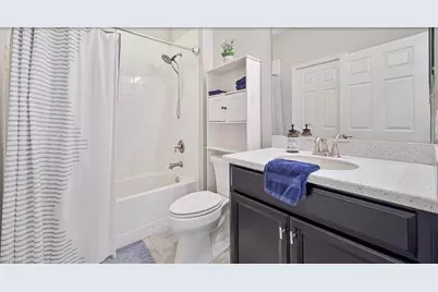 2703 Vareo Ct N, Cape Coral, FL 33991 - Photo 22