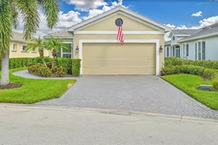 2703 Vareo Ct N, Cape Coral, FL 33991 - Photo 2