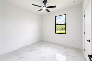 621 Greenbriar Blvd, Lehigh Acres, FL 33972 - Photo 14
