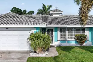 5351 Del Monte Ct, Cape Coral, FL 33904 - Photo 14