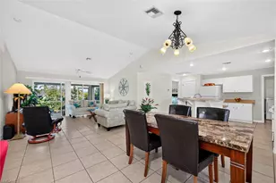 1722 NE 11th St, Cape Coral, FL 33909 - Photo 12