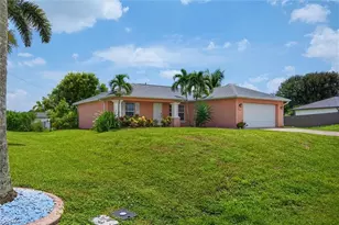 1722 NE 11th St, Cape Coral, FL 33909 - Photo 26