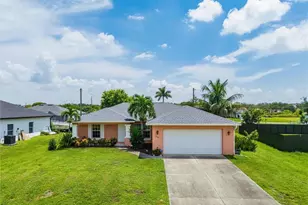 1722 NE 11th St, Cape Coral, FL 33909 - Photo 32