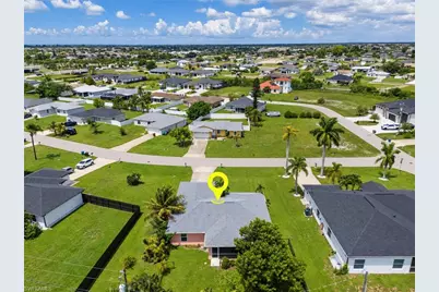 1722 NE 11th St, Cape Coral, FL 33909 - Photo 38