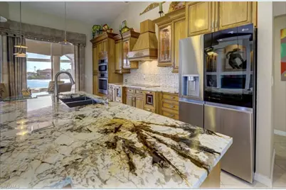 422 SW 33rd Ave, Cape Coral, FL 33991 - Photo 14