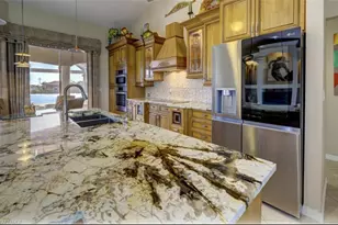 422 SW 33rd Ave, Cape Coral, FL 33991 - Photo 14