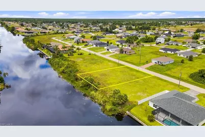 1250 NE 40th St, Cape Coral, FL 33909 - Photo 2