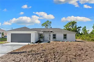 519 Hawthorne Ave S, Lehigh Acres, FL 33974 - Photo 2