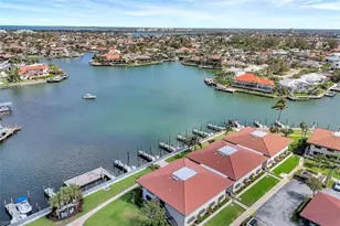 543 Seaview Ct, Marco Island, FL 34145 - Photo 6