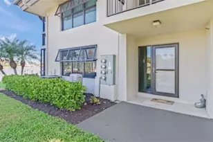 543 Seaview Ct, Marco Island, FL 34145 - Photo 32