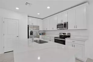 243 Lakeside Breeze Wy, Lehigh Acres, FL 33936 - Photo 8