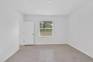 243 Lakeside Breeze Wy, Lehigh Acres, FL 33936 - Photo 26