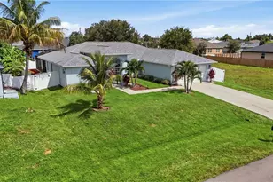 413 NW 17th Pl, Cape Coral, FL 33993 - Photo 34