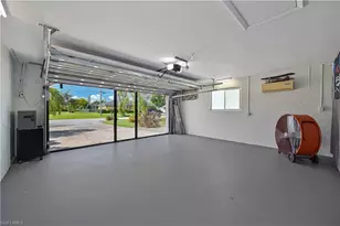313 SE 3rd St, Cape Coral, FL 33990 - Photo 26