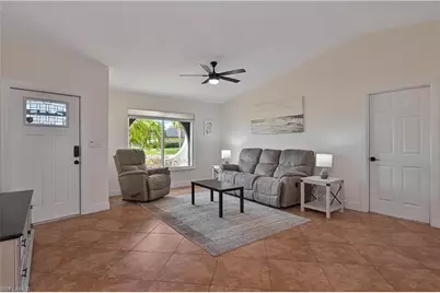 313 SE 3rd St, Cape Coral, FL 33990 - Photo 10