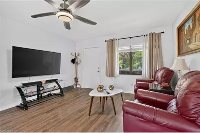 940 17th St SW, Naples, FL 34117 - Photo 8