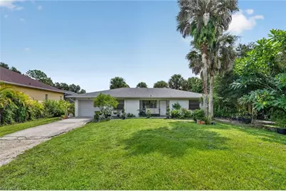 940 17th St SW, Naples, FL 34117 - Photo 4