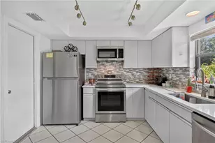 940 17th St SW, Naples, FL 34117 - Photo 12