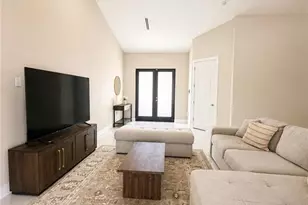302 SW 14th Ave, Cape Coral, FL 33993 - Photo 8