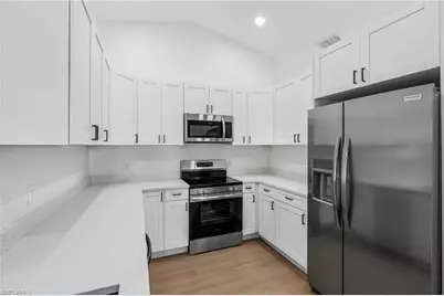 323 NW 10th St, Cape Coral, FL 33993 - Photo 28