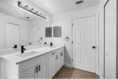 323 NW 10th St, Cape Coral, FL 33993 - Photo 12