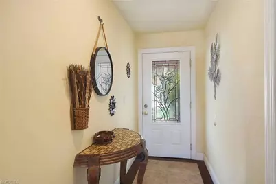 519 SE 20th Ct, Cape Coral, FL 33990 - Photo 8