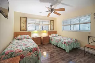 519 SE 20th Ct, Cape Coral, FL 33990 - Photo 22